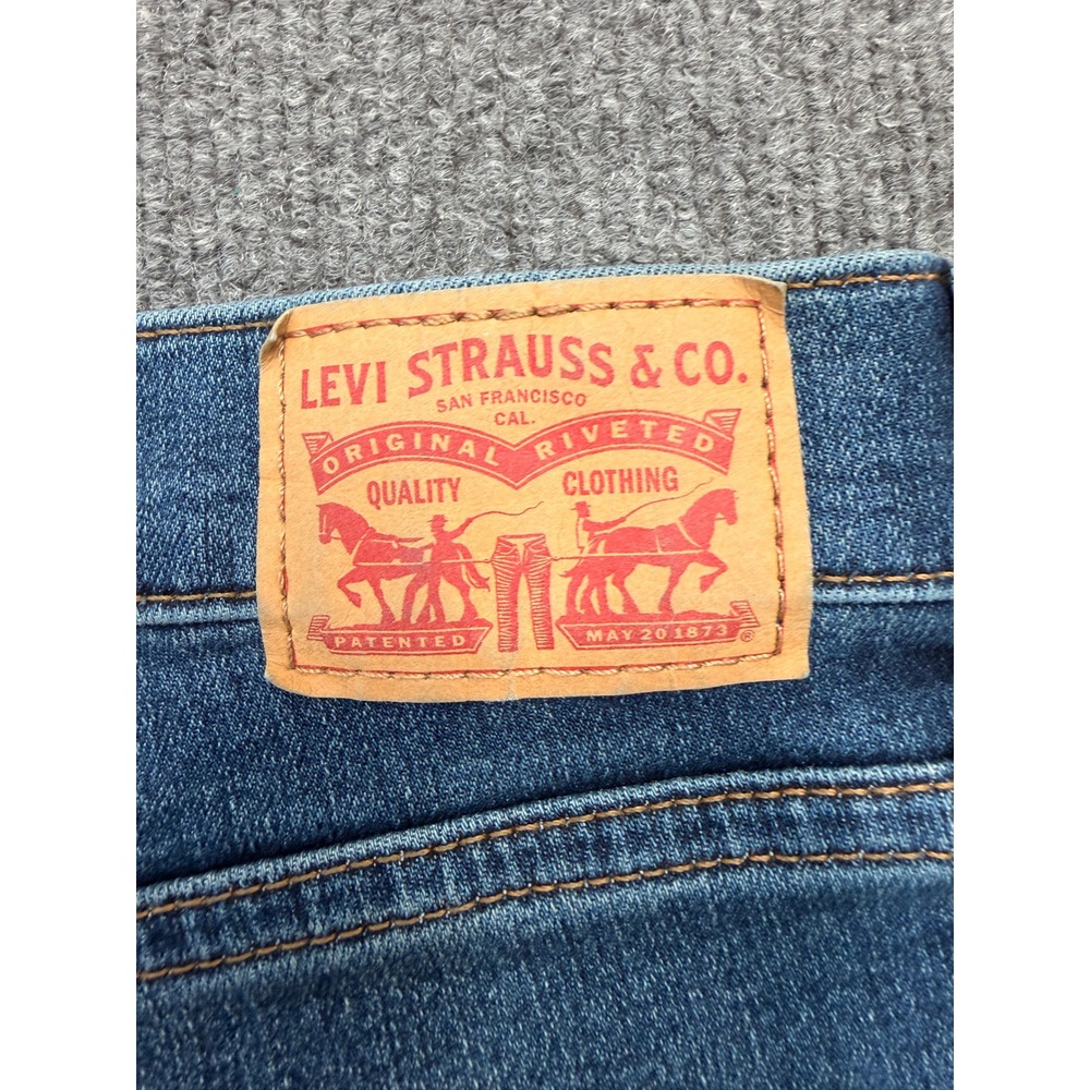 Levis 314 Shaping Straight Jeans Womens 32 Medium Wash Blue Denim Mid Rise - Picture 7 of 10